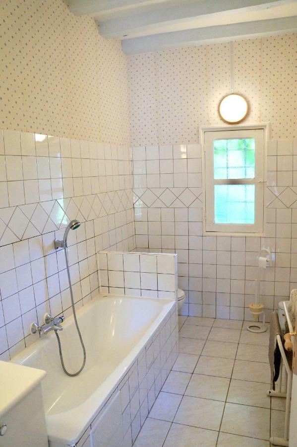 Les Hauts De Chaume Genille Ngoại thất bức ảnh